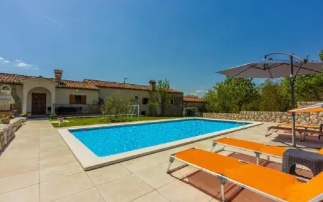 House Dorino