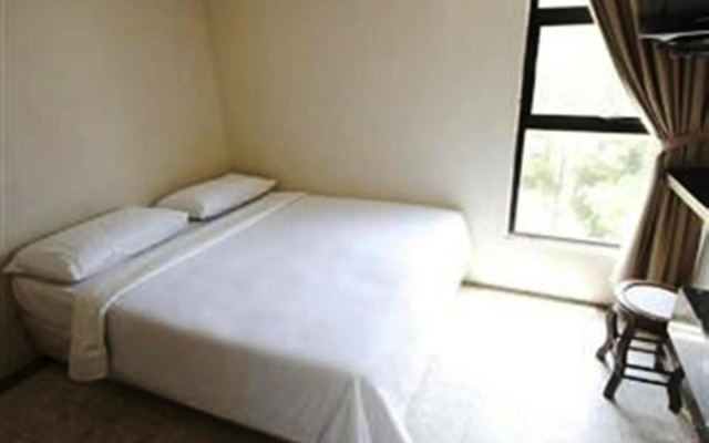 Hotel Zamburger Sg Bakap