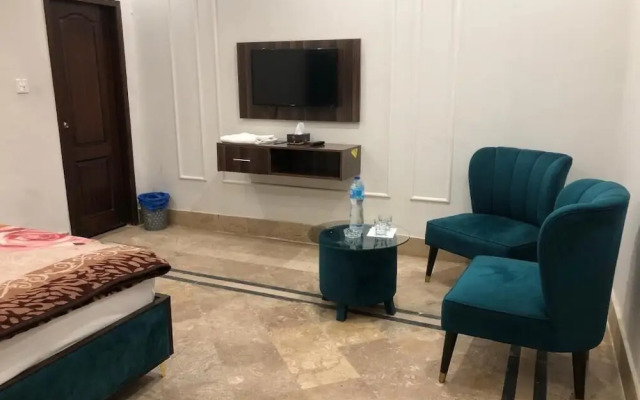 Hotel Five Season Lahore