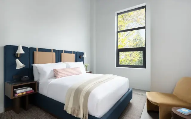 The Neighborhood Hotel-Little Italy