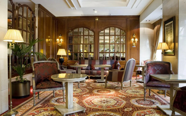 Hotel Emperador