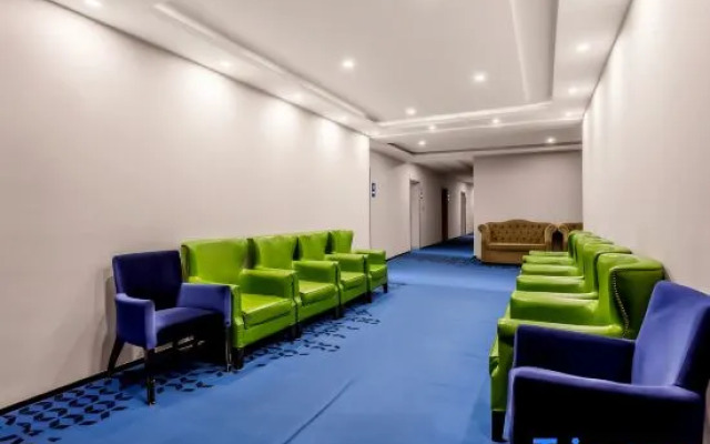 7Days Inn Hotel (Chengde Weichang)