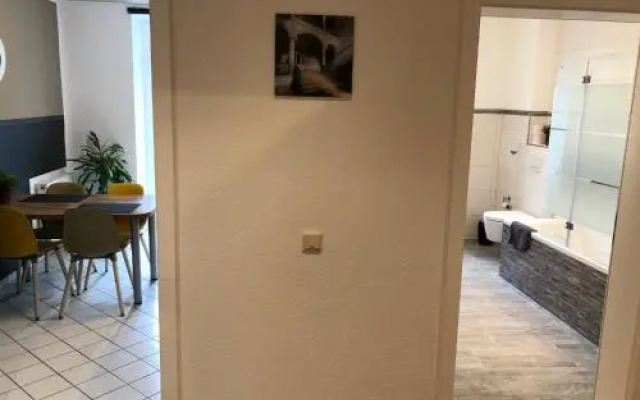 3-Room Karl-Heine