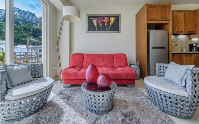 Chic Studio -rooftop Pool - Ocean View - King Bed