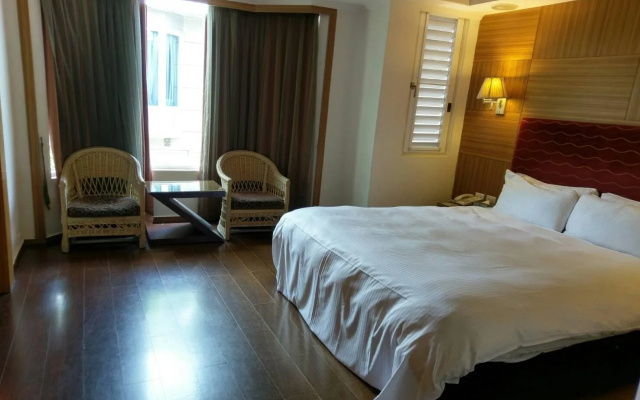 Her Home Spa Motel Daya