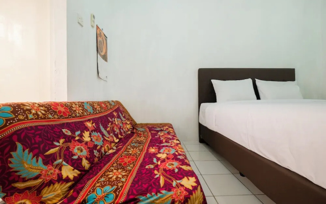 Contemporary Studio Apartment at Gading Nias Residence