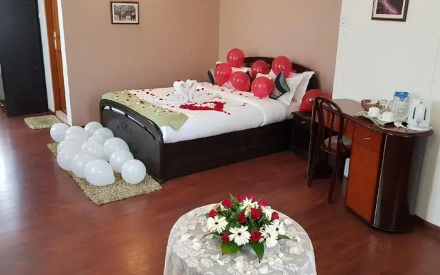 Woodland Hill Stay