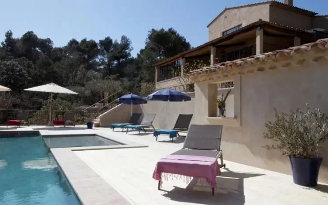 Le Domaine Des Gardis