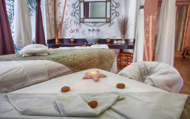 Costa Sur All Inclusive Resort
