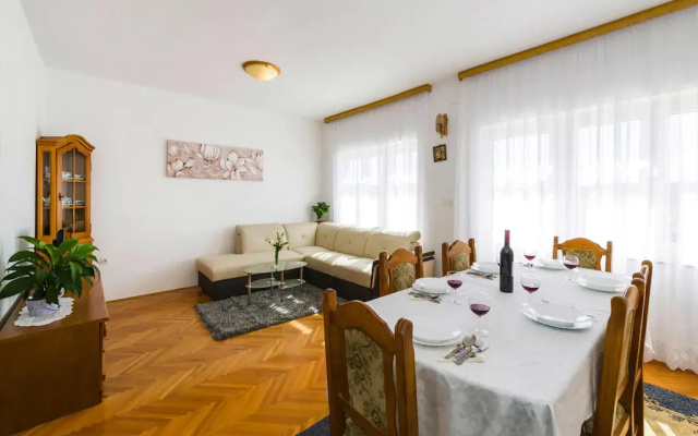 Holiday home in Rovanjska with pool