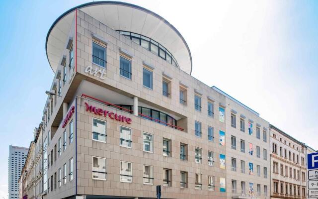 Mercure Hotel Art Leipzig вид на фасад