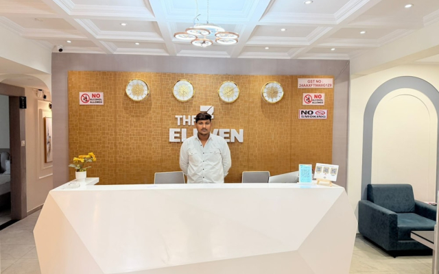 The 7 Eleven Hotel