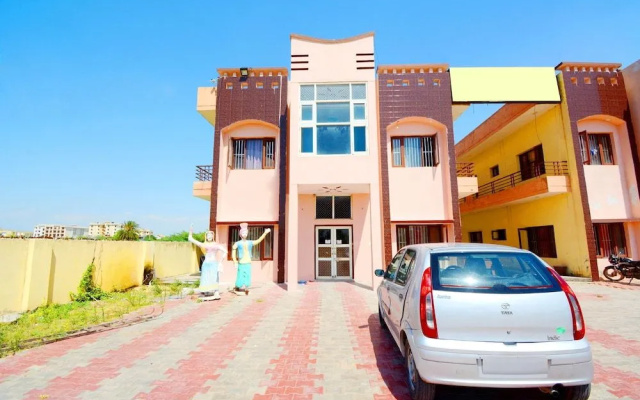 Spot On 38845 Gursimran Complex