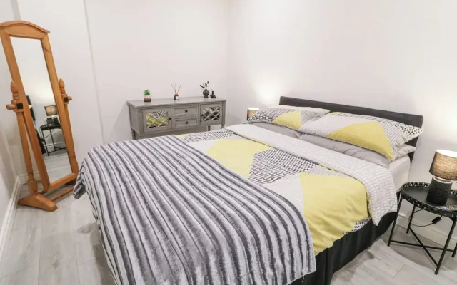 Woodside Guest House
