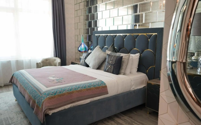 Апарт-отель Royal Club at Palm Jumeirah