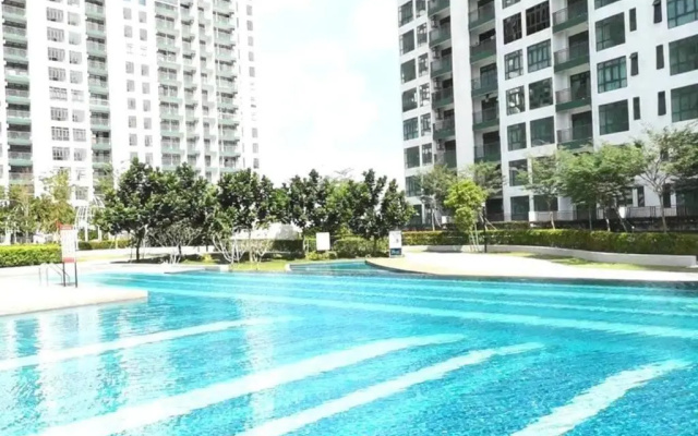 YOLO Budget CONDO Premium Facilities