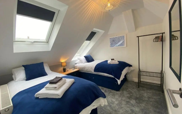 Willows Worthing 4 bed With ev Charger & sea Views