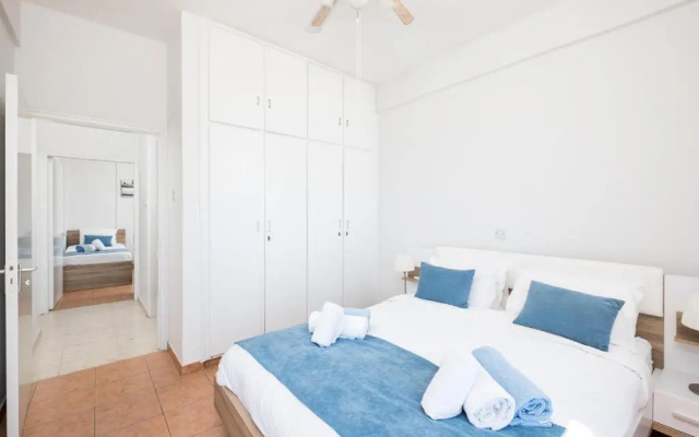 Apollon Beachfront Apartment 302
