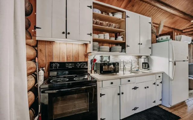Mt Baker Lodging Cabin 76 - Sleeps 4