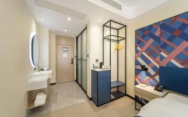Century Elegance  Hotel (Hangzhou Qianjiang Century City Olympic Sports Center)