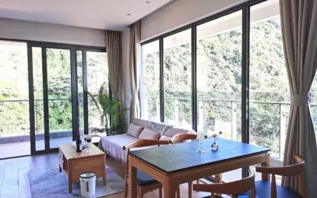 Yujianni Seaview Apartment