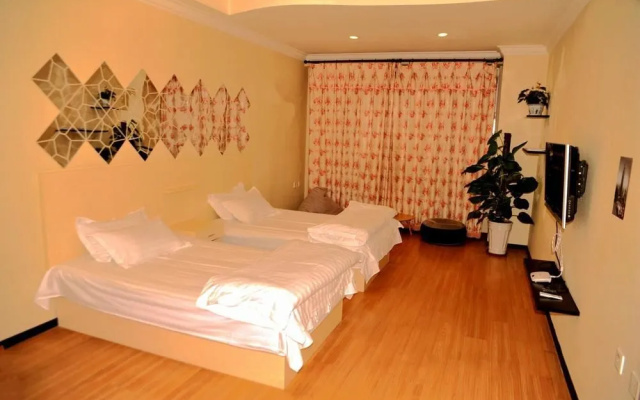 Yijia Holiday Guest House