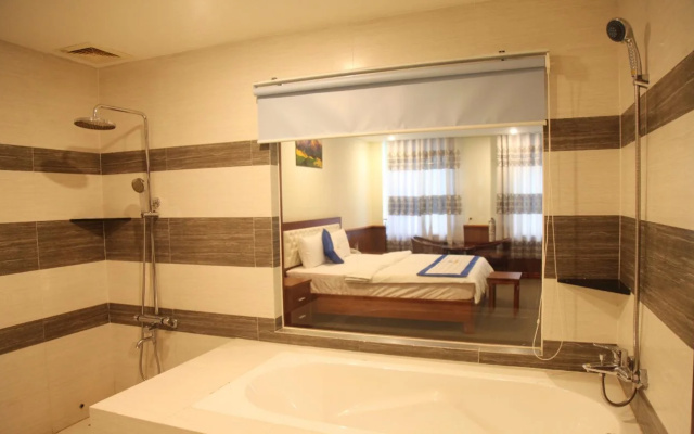 Tran Long Hotel Binh Duong