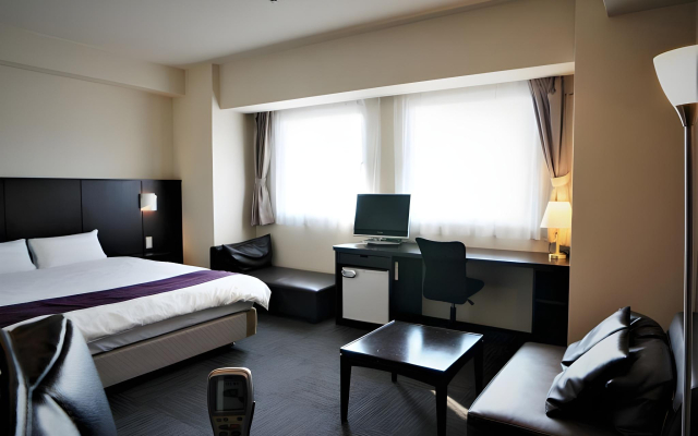 Green Rich Hotel Tosu Ekimae