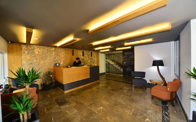 Prince Apart Hotel