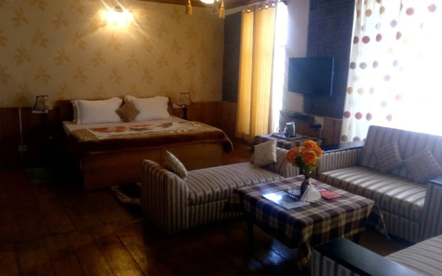 Hotel Jai -Manali