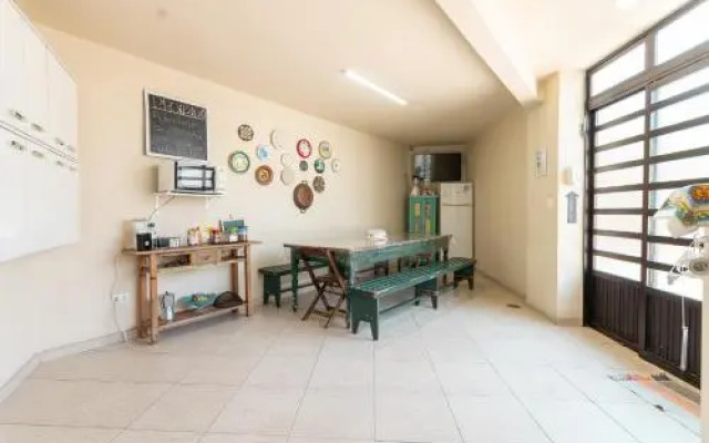 Hostel Home Acadepol, Metrô Butantã, Usp