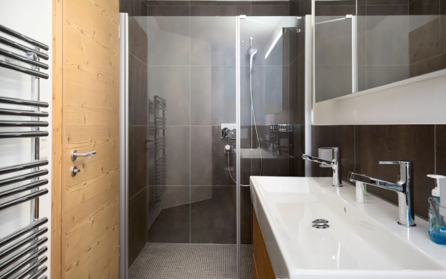 Apartment Adagio DG rechts - GriwaRent AG