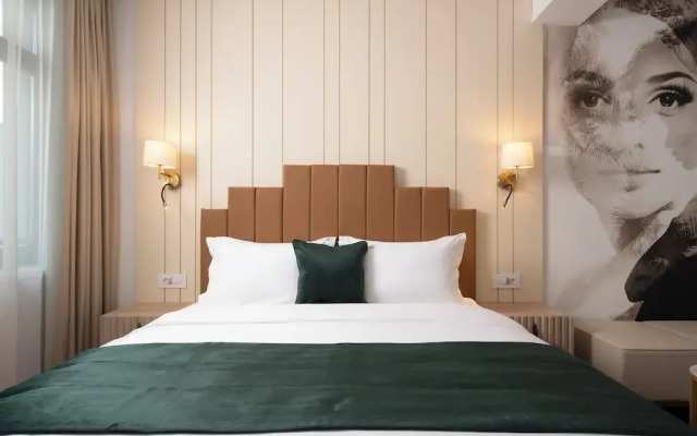 Hotel Epica
