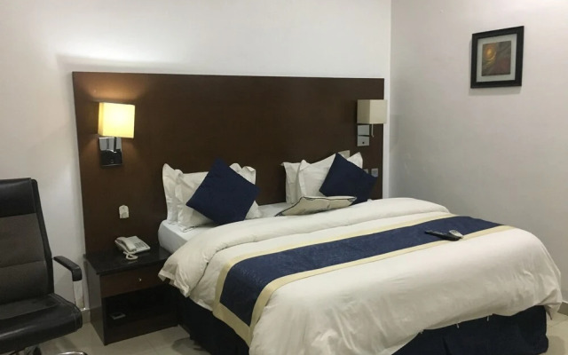 Parktonian Hotel Ikate