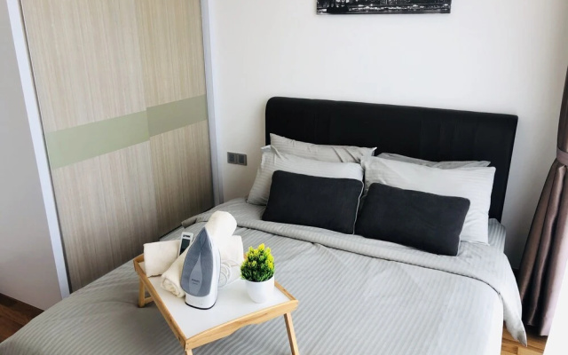 Paragon Suite by Homestay JB