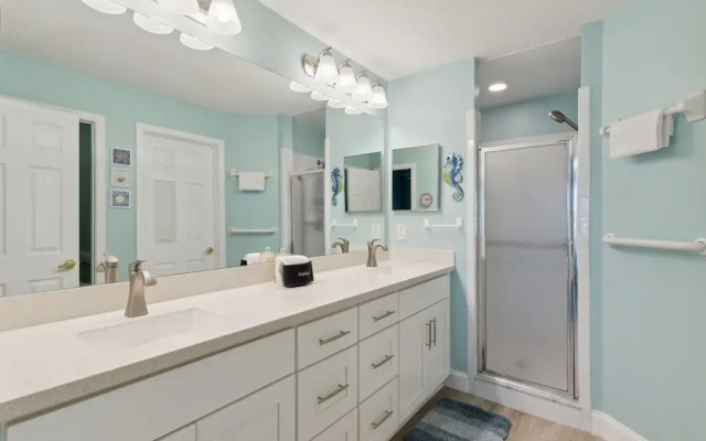 Spacious 3BR Condo by The Beach Ocean Park - 106