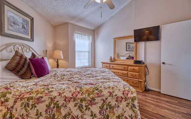 Bear Crossing - Two Bedroom Cabin