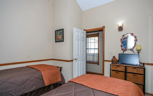 Leonard Lodge Home