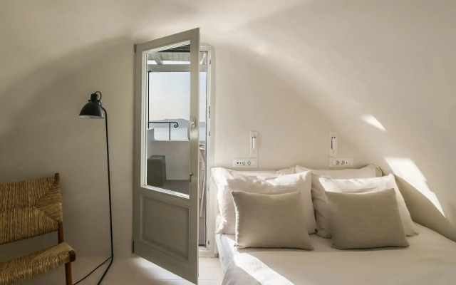 Enigma Apartment