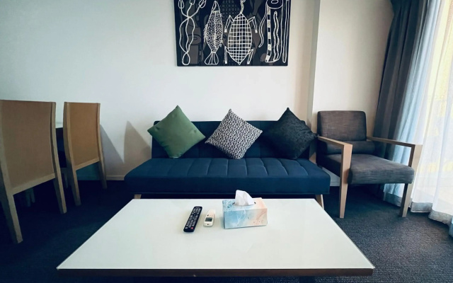 Darwin City Apartment with Harbour View & Pool