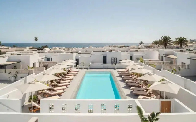 Nazaret Beach
