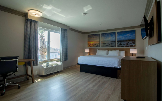 Days Inn by Wyndham Carlsbad