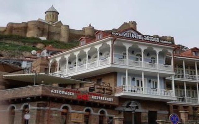Отель Aivani Old Tbilisi Грузия, Тбилиси - отзывы, цены и фото номеров - забронировать отель Aivani Old Tbilisi онлайн вид на фасад
