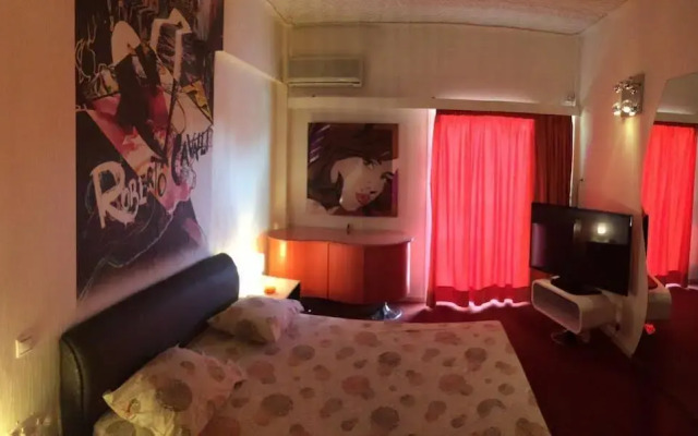 Mirada Hotel