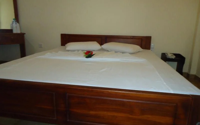 Chilaw City Hotel