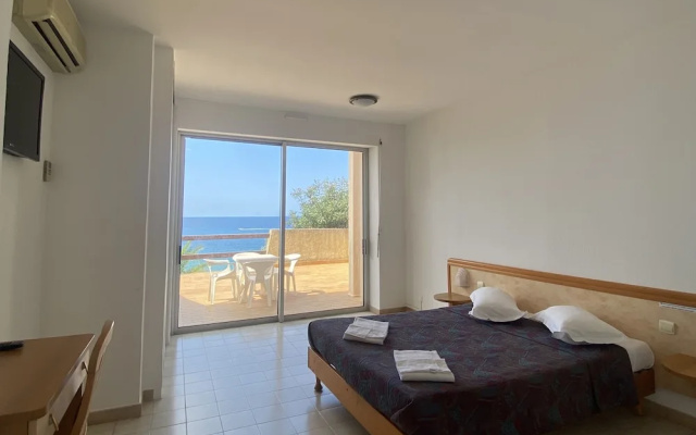 Hotel à Rena d'Oru