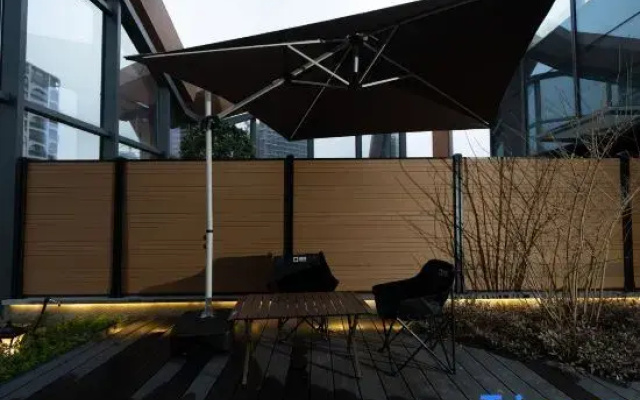 SFEEL Designer Hotel (Yibin Railway Station · Vientiane Tiandi Branch)