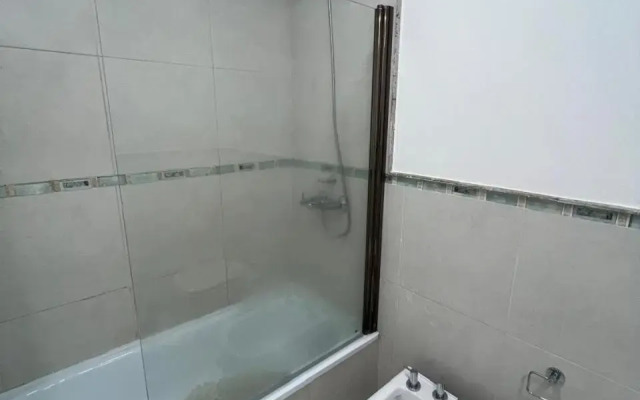 Comfort Center Inn