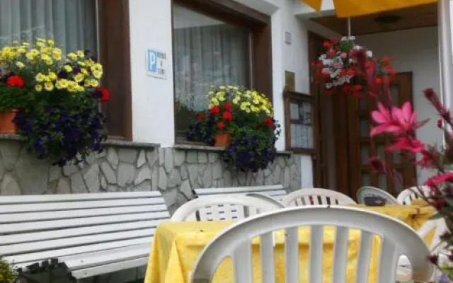 Hotel Croce Bianca