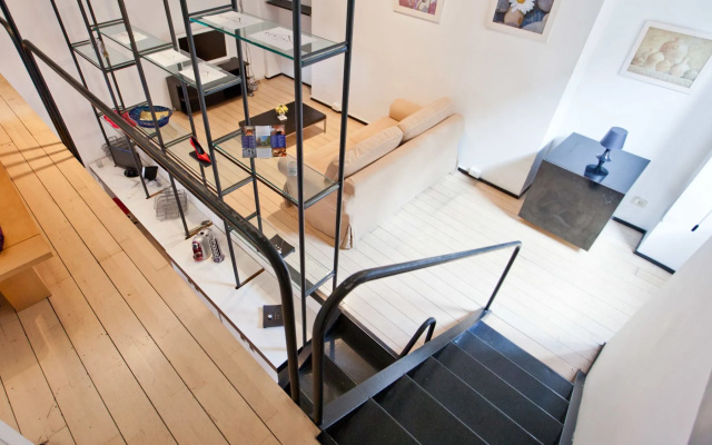 Rental In Rome Riari Loft